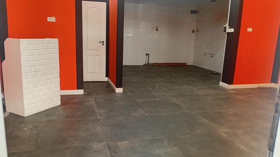Inchiriez spatiu comercial ultracentral zona Piata Mica