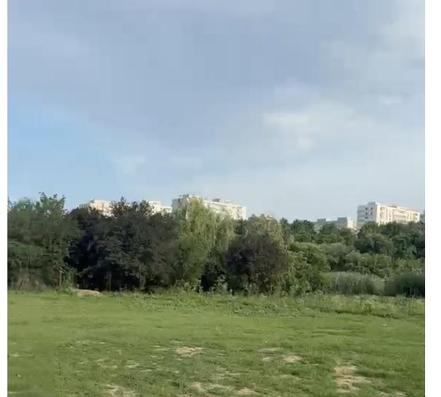 Teren 1000 Mp In Dobroesti cu Vedere catre Lac