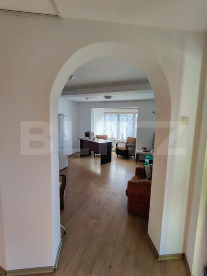 Proprietate cu 10 camere pentru investitie, teren 800 mp, Comuna Mociu