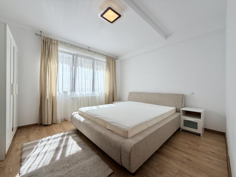 Apartament spatios cu 2 camere, parcare, zona Grand Hotel Italia