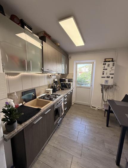 Apartament Decomandat - 2 Camere | Etaj 3 | Balcon - Grigorescu