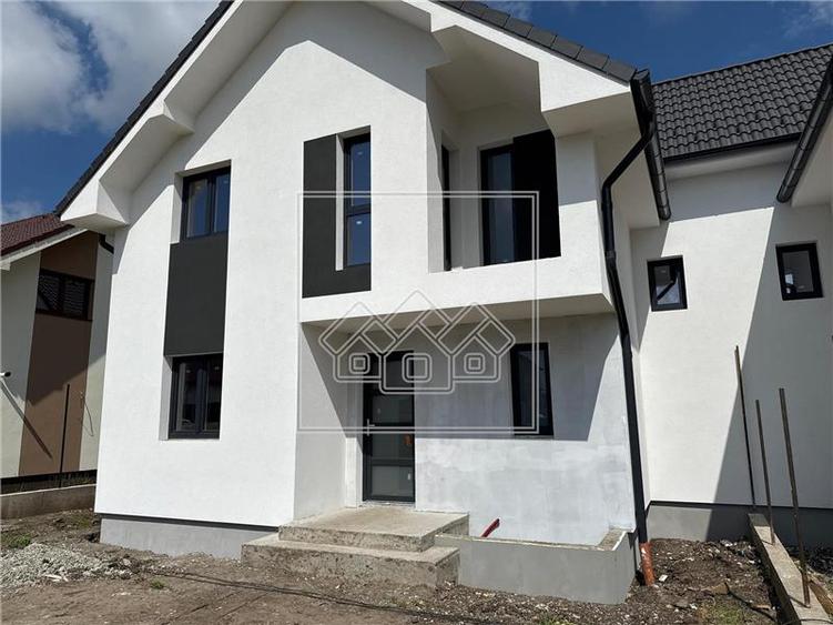 Casa in Sibiu - Sura Mare - 5 camere - teren 340 mp