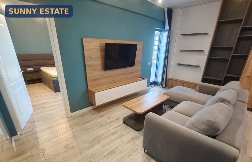 DE VÂNZARE — 2 CAMERE MOBILAT, B-DUL MAMAIA, ZONA DELFINARIU