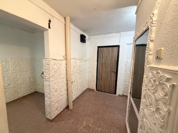 Apartament 2 camere,str.1848,parter inalt