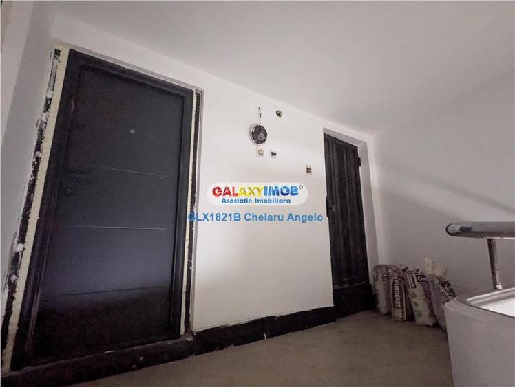Unirii apartament 7 camere,suprafata utila 198 mp,stare bună
