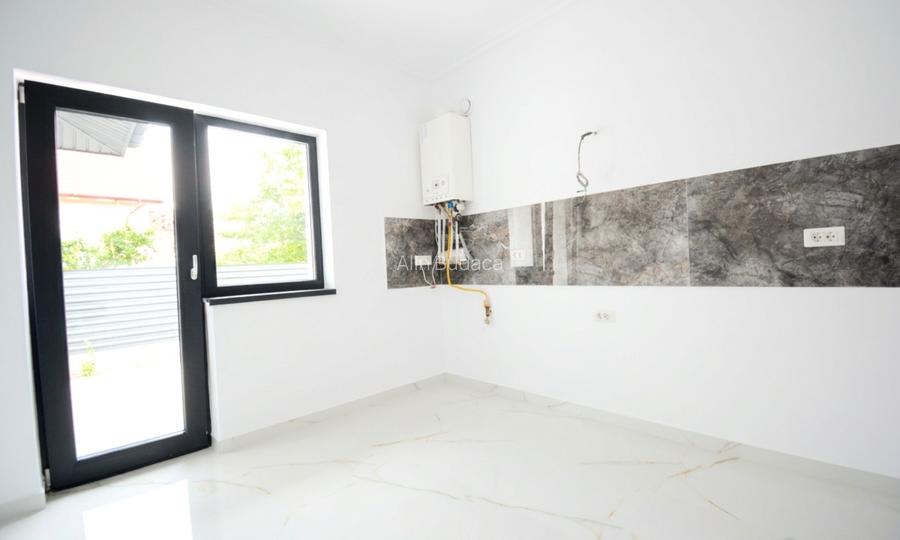 Casă de vanzare 4 camere, 85 mp utili, 416 mp teren | Breazu  | 220.000 EURO - 5