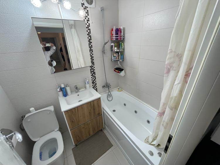 Apartament 4 Camere Râul Doamnei | Renovat Nou | Bloc Reabilitat