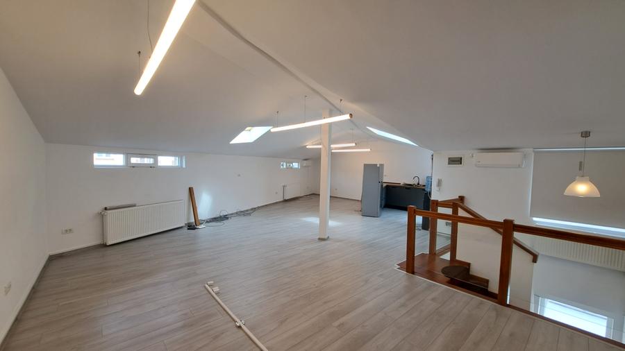 MANSARDA STIL LOFT IN VILA BOEMA