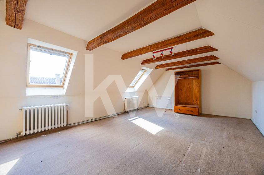 Casa saseasca, 2500 mp teren, 2 fronturi stradale – Cristian – 0% comision