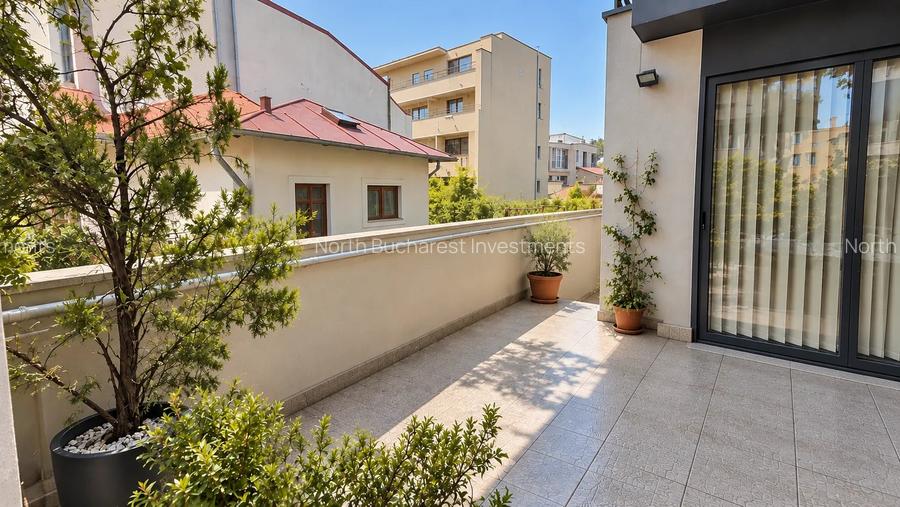 Vilă exclusivistă în Dorobanți | 8 camere | S+P+3 - 3
