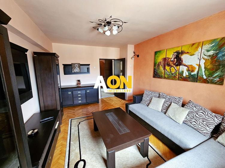Apartament 3 camere decomandat, etaj 2, ultracentral, zona Primarie