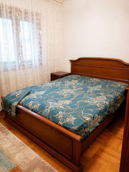 Închiriez (schimb) apartament 4 camere, complet mobilat  - 11