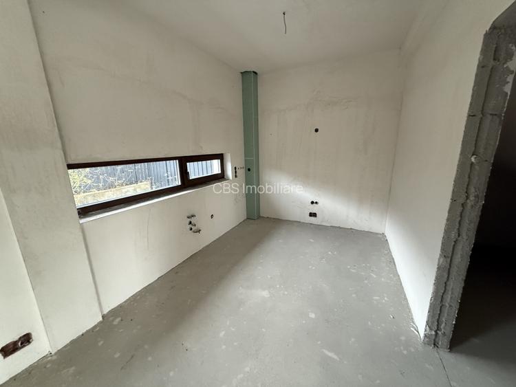 EXCLUSIVITATE !! COM 0% !! De vânzare duplex 4 cam 160 mpu D+P+E str Oasului - 12