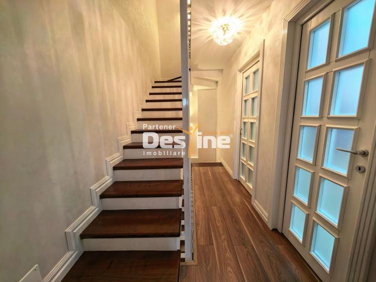 Duplex modern cu design britanic 7 camere D+P+1+M 160 mp