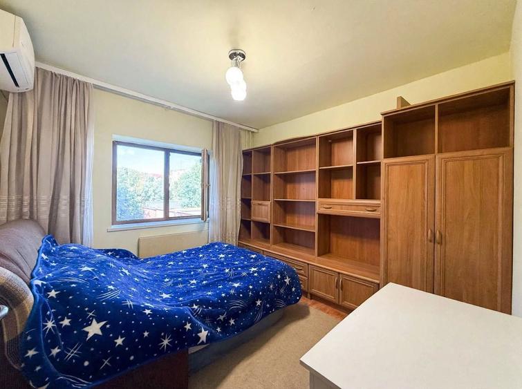 Apartament 3 camere, confort 1, etaj 1, centrală, amenajat