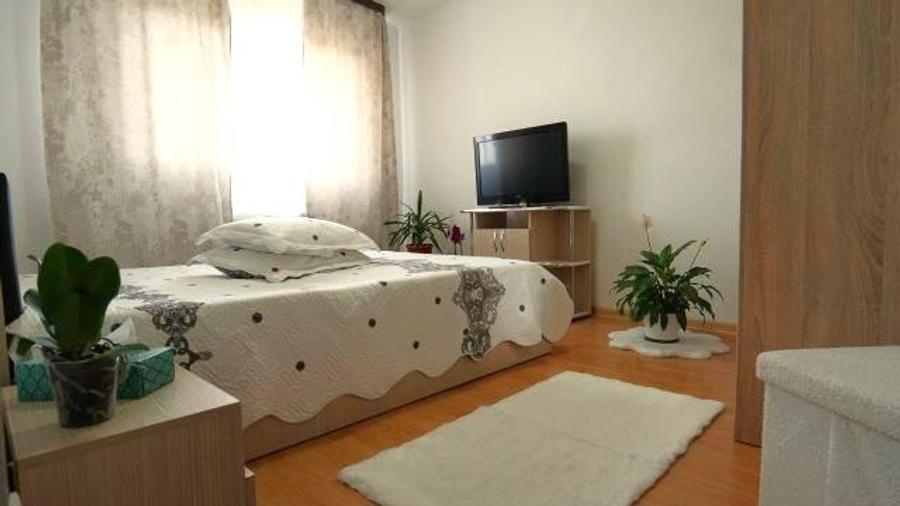 Ofertă rară! Vanzare Apartament 3 camere Micro 5, Balaban - zona Hyper