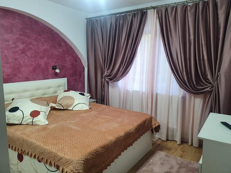 INCHIRIEZ apartament cu 3 camere TATARASI ( Metalurgiei )