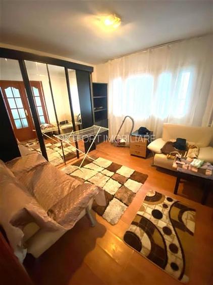 Apartament cu 3 camere, centrala proprie, zona Aradului - 5