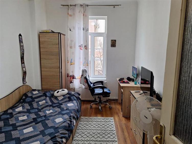 Apartament 4 camere decomandat Batistei