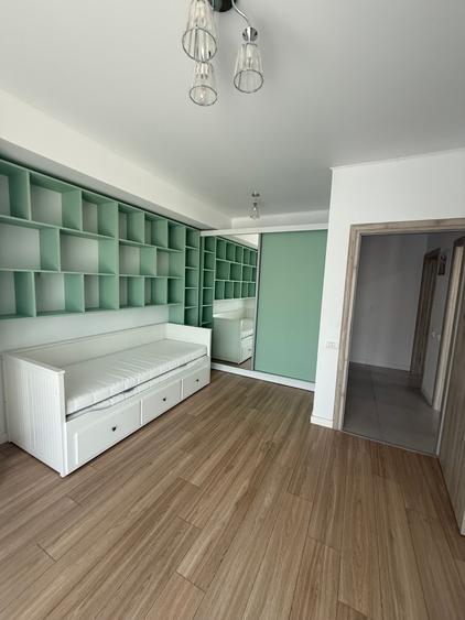 Apartament 3 camere metrou Mihai Bravu - Vitan
