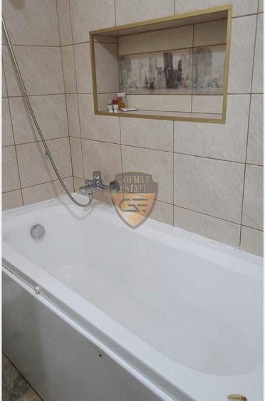 Apartament Etaj 1 vila Trocadero 80mp 2 camere 2 balcoane centrala gaz A/C