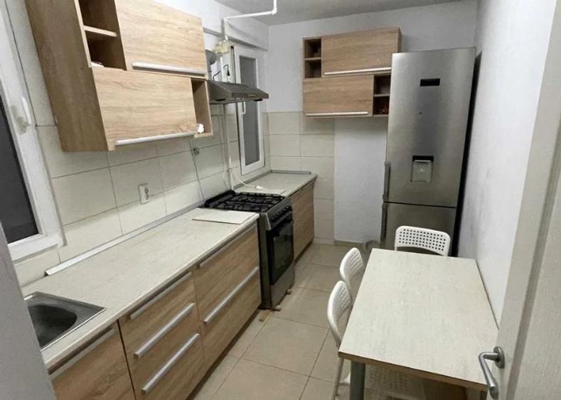 Apartament 2 Camere,Eroii Revolutiei,Metrou,bl.reabilitat,et.5/7,DECOMANDAT