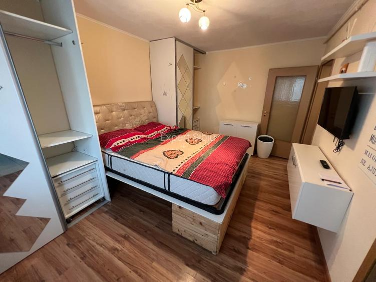 Închiriez garsonieră ,renovata,et.3, zona Peco Milea - 3
