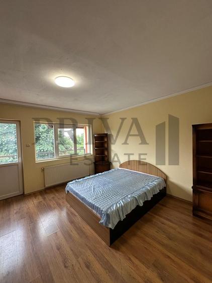 Casa individuală 4 camere, 2 bai, 198 mp, Mehala