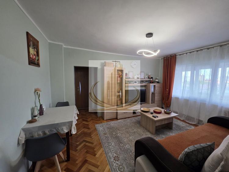 Apartament 3 camere de vânzare – Gheorghe Lazăr