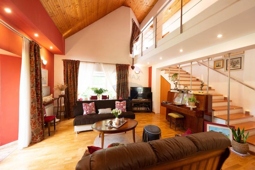 Casa de vanzare 4 camere, zona Otopeni, Odai