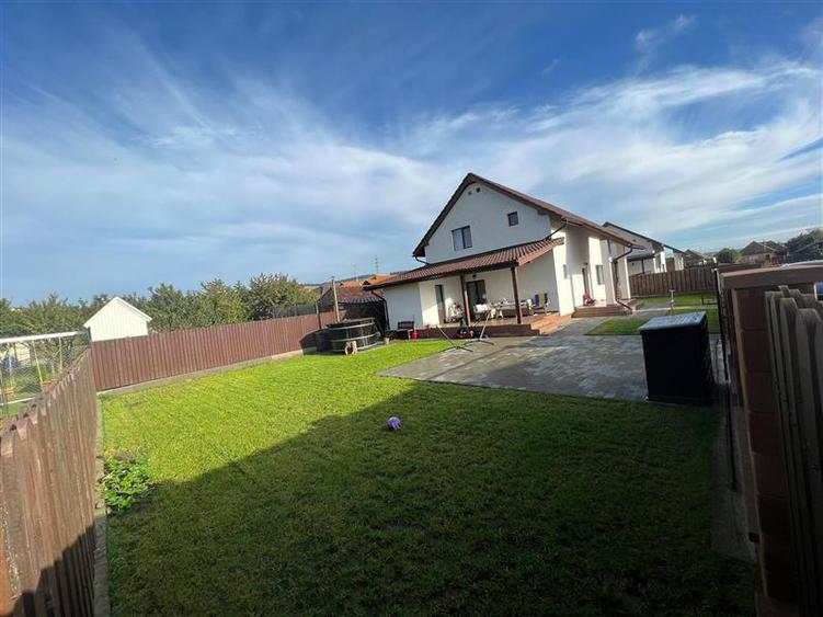 Casa standarde ridicate, la cheie , 4 camere, 410 mp teren, Sancraiul de Mures