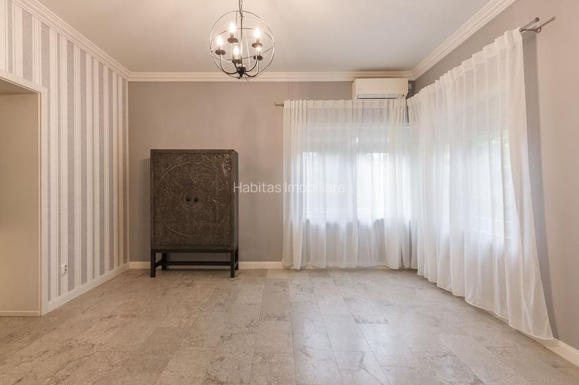 Proprietate in vila cu 2 familii, 4 camere, garaj, finisaje moderne - 23