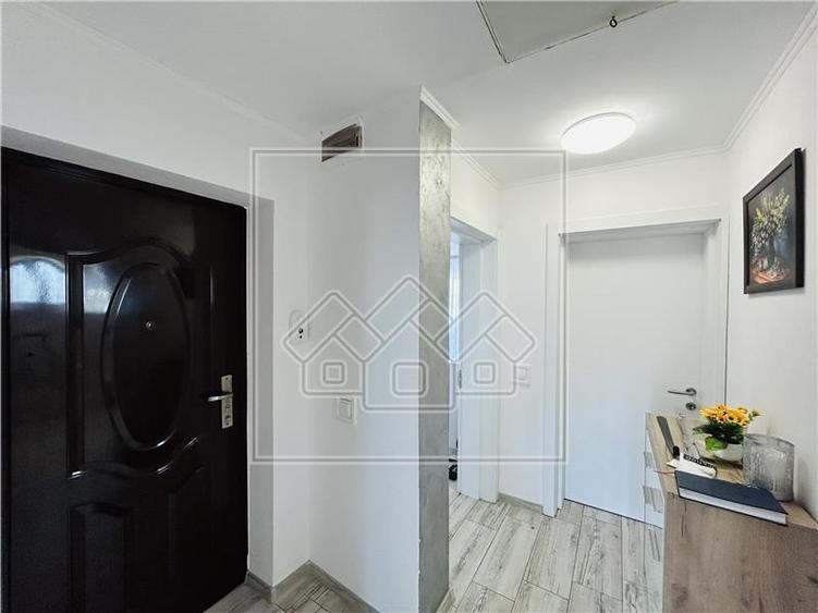 Ap cu 3 camere, 2 balcoane, pod pe toata suprafata - Selimbar