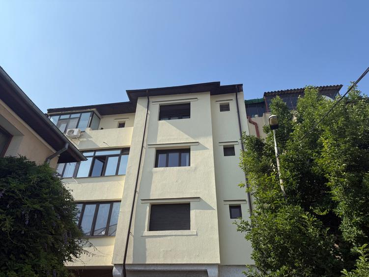 Apartament de 2 camere spre vanzare - zona adiacenta Bulevardului Unirii
