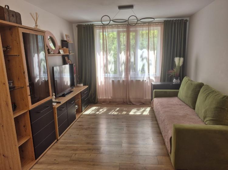 Apartament 3 camere, poziție centrală