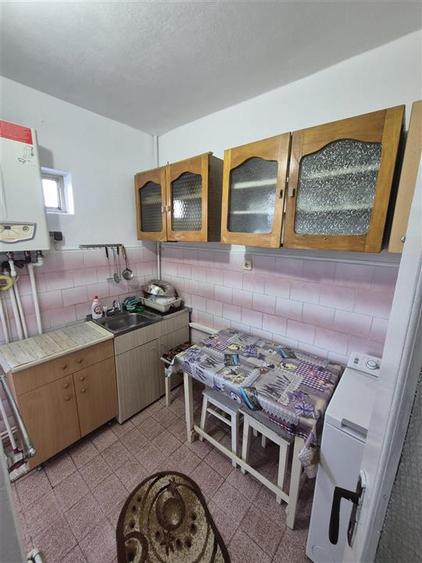 Garsoniera, confort 1, etaj 3, Calea Galati - Kogalniceanu