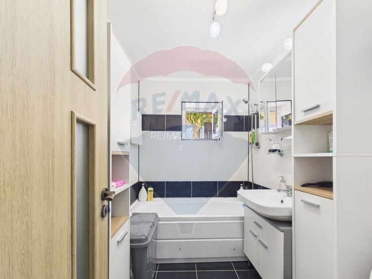 Apartament 4 camere de vanzare – complet renovat, mobilat și utilat - 22
