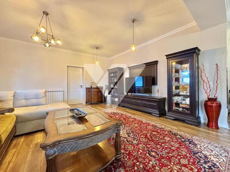 Casa 5 camere pe un nivel, teren 600 mp, priveliste, garaj - Tocile