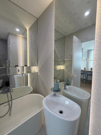 Penthouse in Cortina Herăstrău,acces din lift,3 parcări incluse