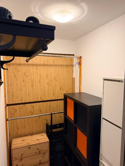 Apartament renovat langa parc și metrou 2 camere plus dressing Drumul Fermei 95