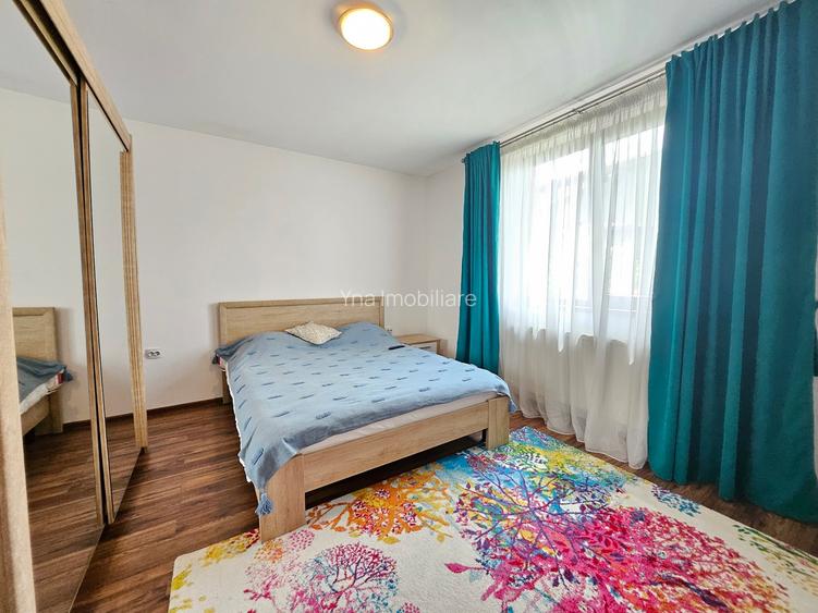 Oferta vanzare parte din triplex in Zavoi, Stefanesti, mobilata , 178000 EURO - 12