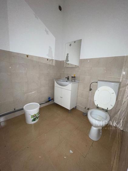 Spatiu comercial de inchiriat, central, trafic intens!