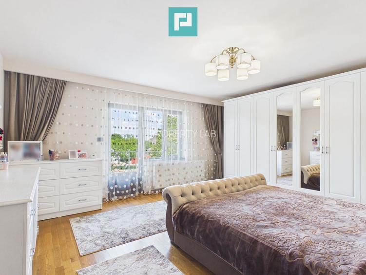 Vilă cu 6 camere de vânzare în zona Central - 55