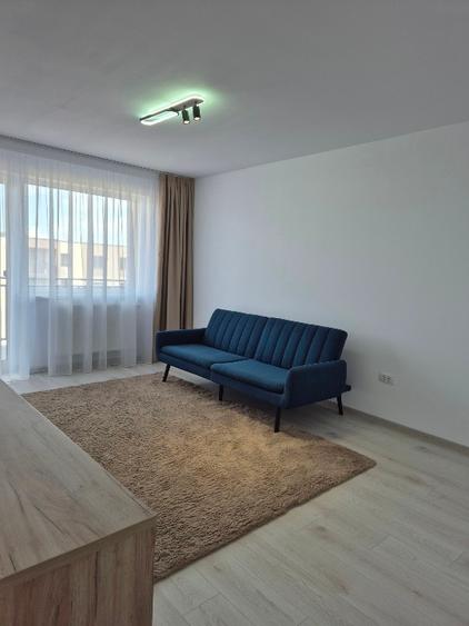 Inchiriez apartament cu 2 camere