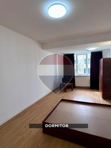 Apartament decomandat cu 2 camere-zona ULTRACENTRALA
