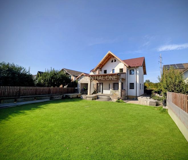 Vila cu garaj Gheraiesti Arinilor - langa cartier Smarald - 2