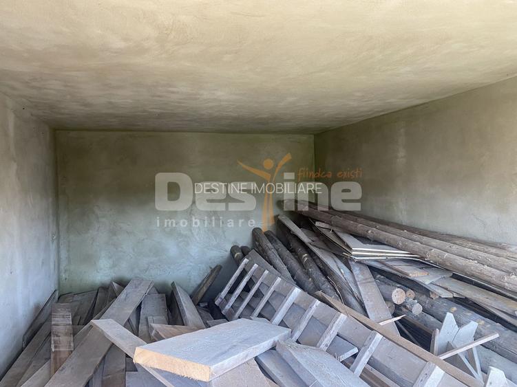 Casa de vanzare 260mp Borlesti 85.000€ - 29