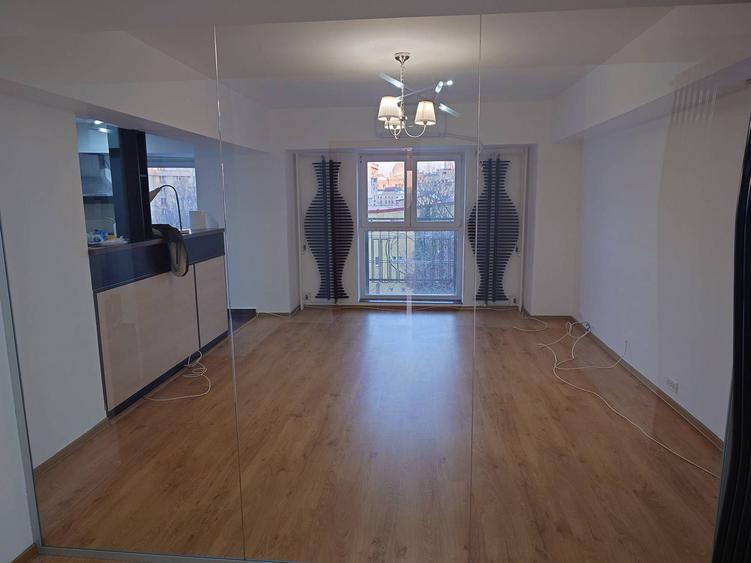 # 🏡 Apartament 4 Camere Decomandat | Bulevardul Libertății | 100 mp |