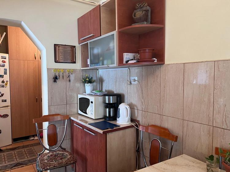 Apartament 2 camere, zona Scoala Andrei Saguna