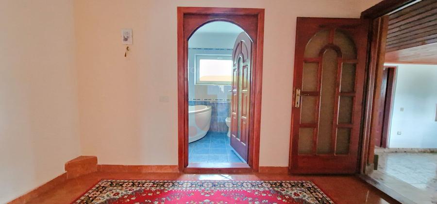 Casă cu 5 camere, teren 1.326 mp, Săvinești, Neamț